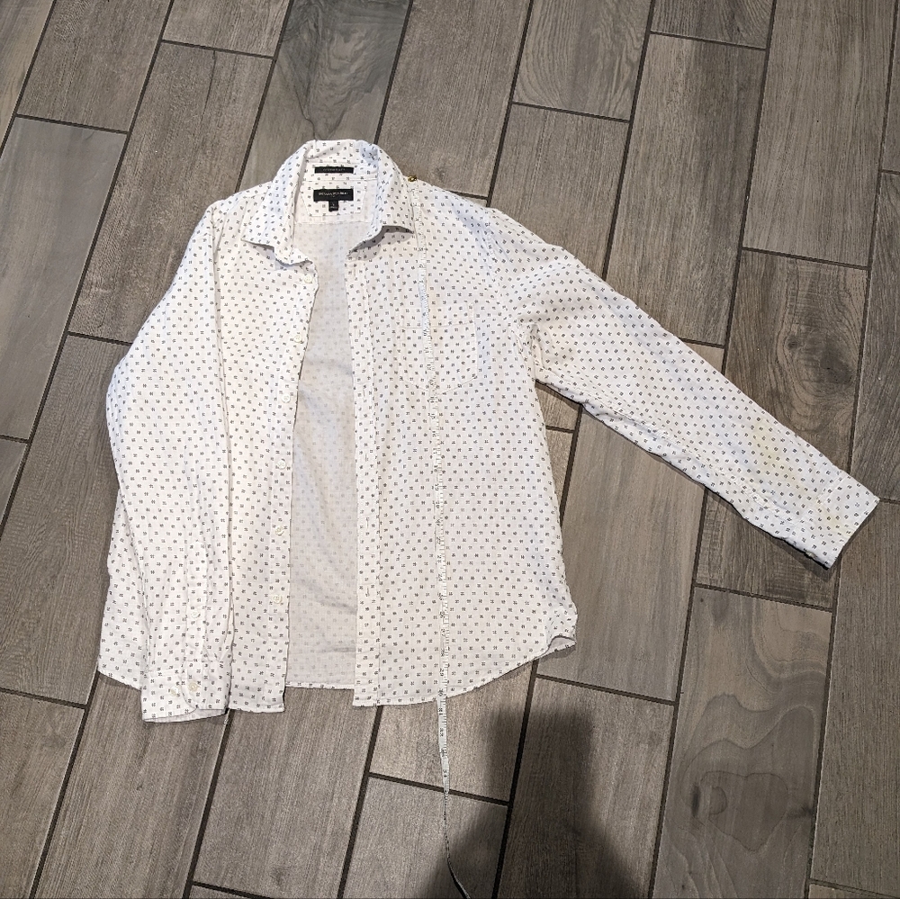 Banana Republic untucked shirt